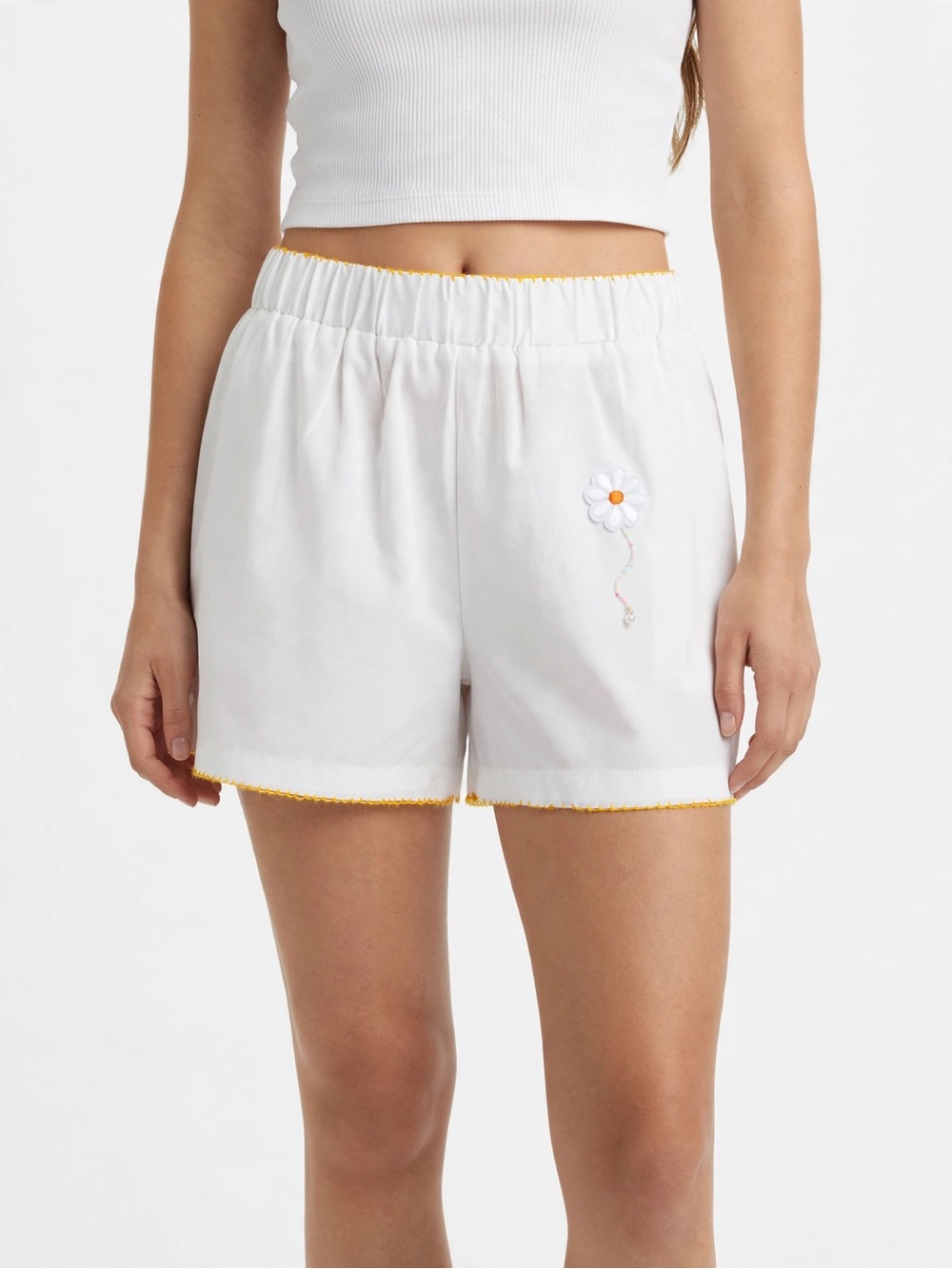 Women's White Daisy-Embroidered Athletic Lounge Shorts